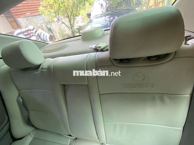 Mazda 626 Xanh đen 5 chỗ