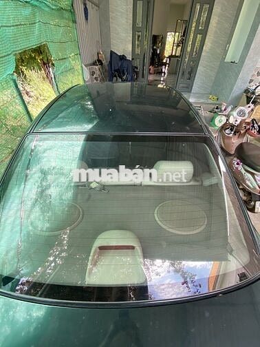 Mazda 626 Xanh đen 5 chỗ