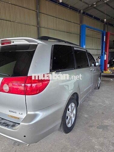 Toyota Sienna 2007 - 130000 km