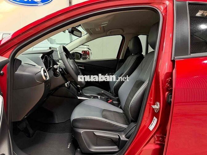 Mazda 2 2023 Luxury nhập Thái