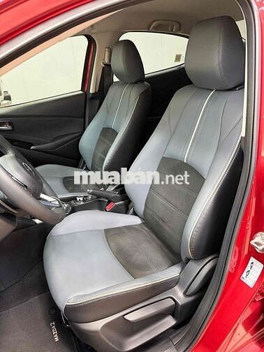 Mazda 2 2023 Luxury nhập Thái