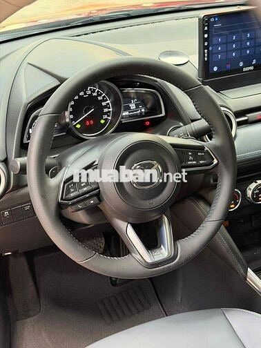 Mazda 2 2023 Luxury nhập Thái