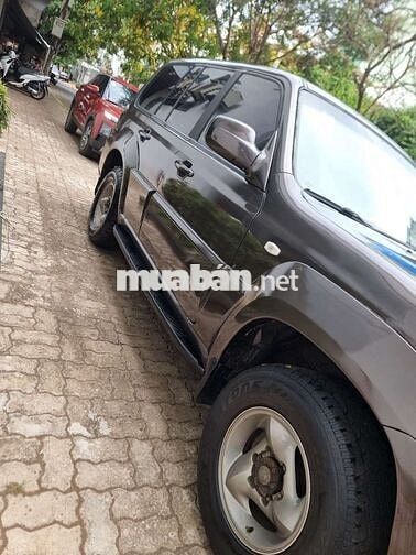 Thanh lý cặp Hyundai 2004 Xám ghi