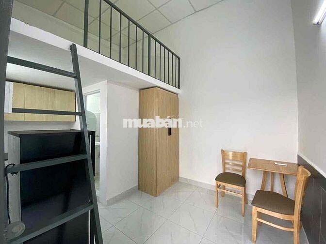 Phòng trọ ko ban công, cho nuôi thú cưng, có sẵn máy lạnh