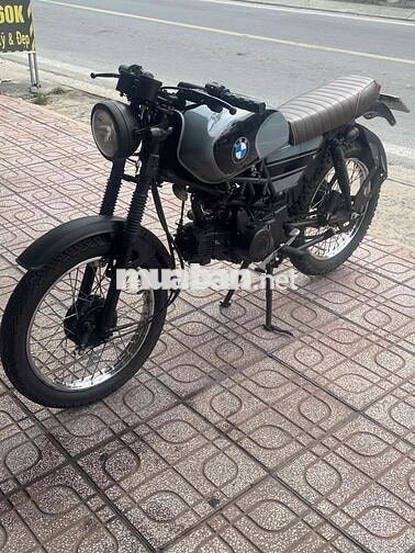 BMW Custom màu Xám