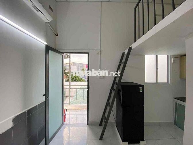 Phòng trọ ko ban công, cho nuôi thú cưng, có sẵn máy lạnh