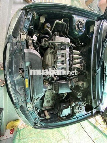 Mazda 626 Xanh đen 5 chỗ
