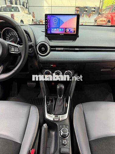 Mazda 2 2023 Luxury nhập Thái
