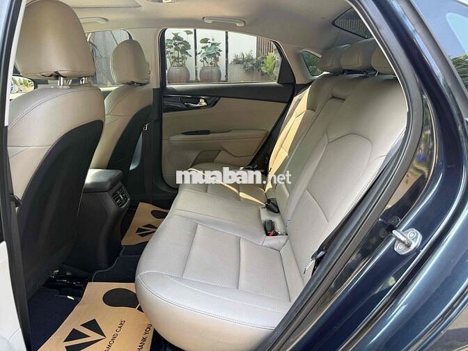 Kia Cerato 2019 Luxury Đen 37.000 km