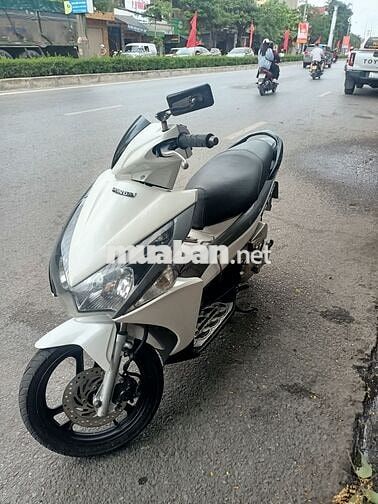 Honda Air Blade Trắng
