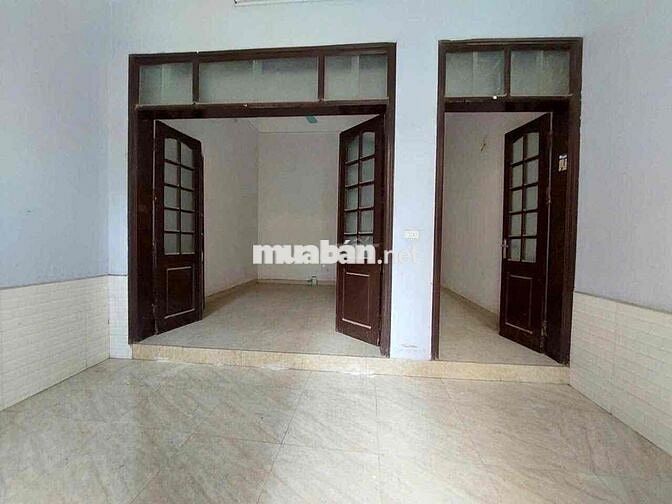 Cần cho thuê gấp nhà Tân Xuân 70m2, 3T, mt5m, 15 triệu, Bắc Từ Liêm,