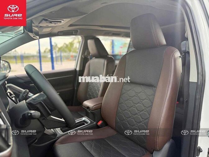 Toyota Innova Cross Hybrid 2024 siêu đẹp