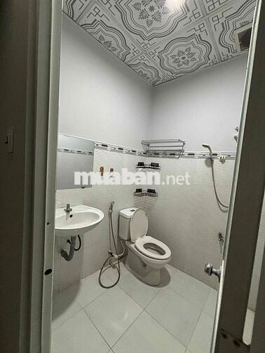 Cho Thuê nhà Nguyên căn 1 trệt 1 lững