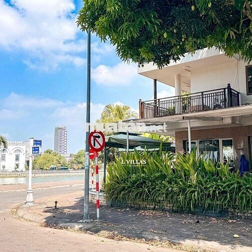 MẶT BẰNG 3 TẦNG GÓC 2 MT KHU ĐẢO XANH CỰC ĐẸP NGANG:20M