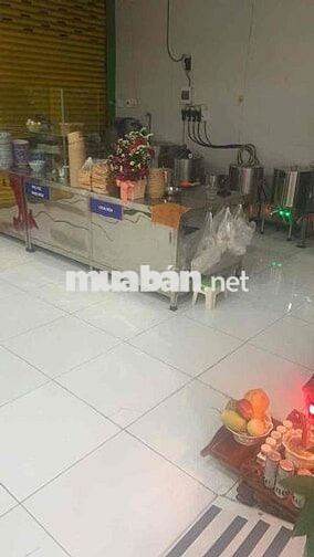 Sang gấp quán phở 200m2 - full Đồ dùng giá chỉ 125tr TL