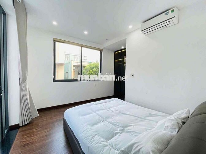 VILA 5 PHÒNG NGỦ FULL NỘI THẤT ĐẸP , CÓ SÂN VƯỜN GARA ĐẬU OTO