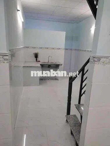 Giá: 6,5 triệu  Cho Thuê Nhà Hẻm Tại Văn Thân, Phường 8, Quận 6 17.4 m