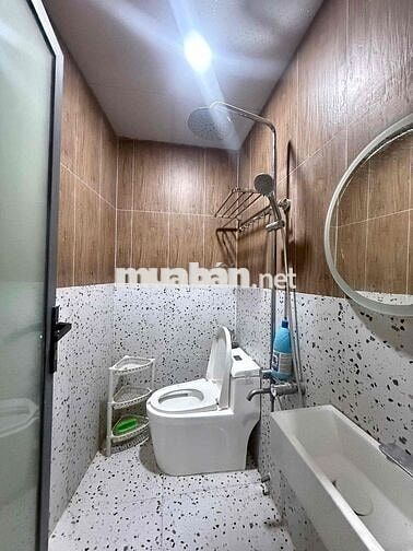 Căn Hộ Full nội thất bếp rộng ngay Phan Xích Long