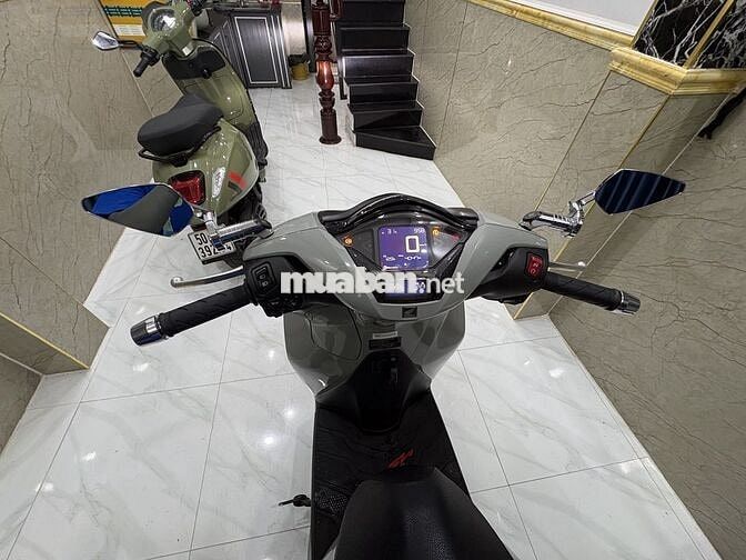 Honda SH350i 2025 Xám 4000km