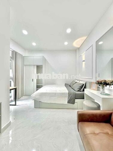 Studio 35m2 ngay Phan Đăng Lưu ban công thoáng  gần chợ Bà Chiểu  Q1