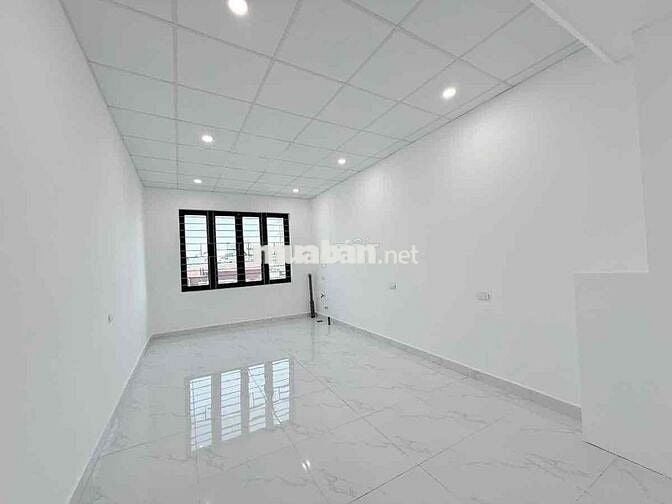 Nhà Đẹp Tây Hồ 40m2 - 6 Tầng Thang Máy - Ô Tô - Ngõ Thông - 9,3 Tỷ