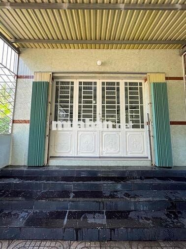 Cho thuê nhà nguyên căn đường vành đai phường Phú Tân - Bến Tre