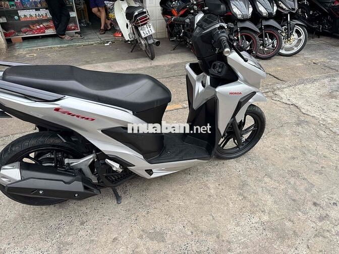 🟡🟡 Vario 150 Bạc posche cuối 2021 rất đẹp có góp