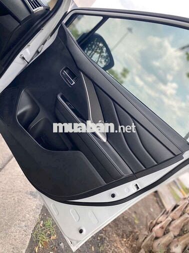 Mitsubishi Xpander 2021 Trắng 16000km