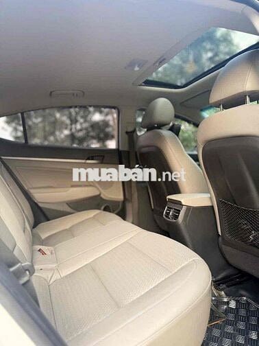 Hyundai Elantra 2017 Trắng