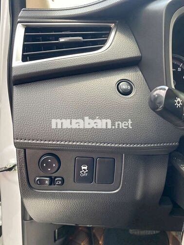 Mitsubishi Xpander 2021 Trắng 16000km
