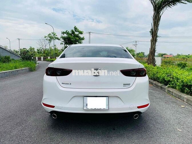 Mazda 3 2022 Deluxe 37000 km