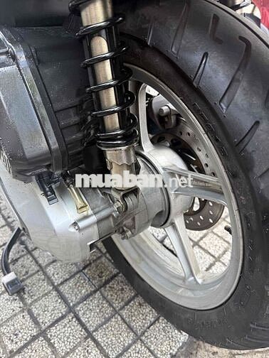 Honda SH 150 CBS Đen Lên áo Ý