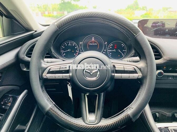 Mazda 3 2022 Deluxe 37000 km