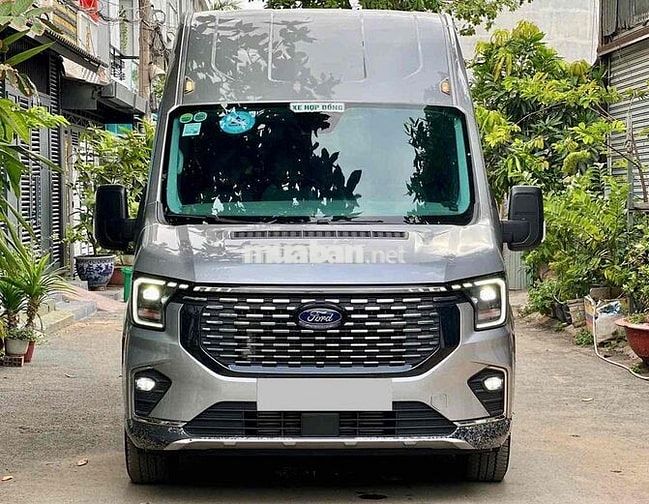 FORD TRANSIT PREMIUM 16C ĐKY 2025 ODO 33.000km