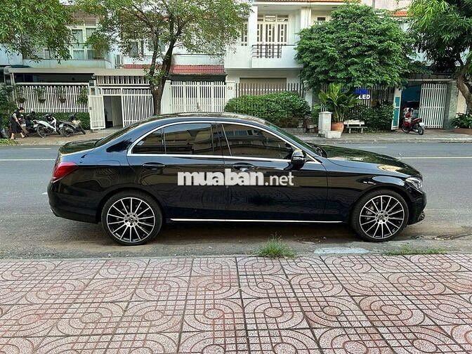 Mercedes-Benz C250 Exclusive 2018 Đen