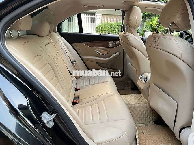 Mercedes-Benz C250 Exclusive 2018 Đen