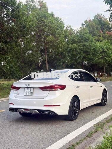 Hyundai Elantra 2017 Trắng