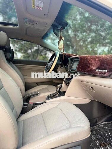 Hyundai Elantra 2017 Trắng