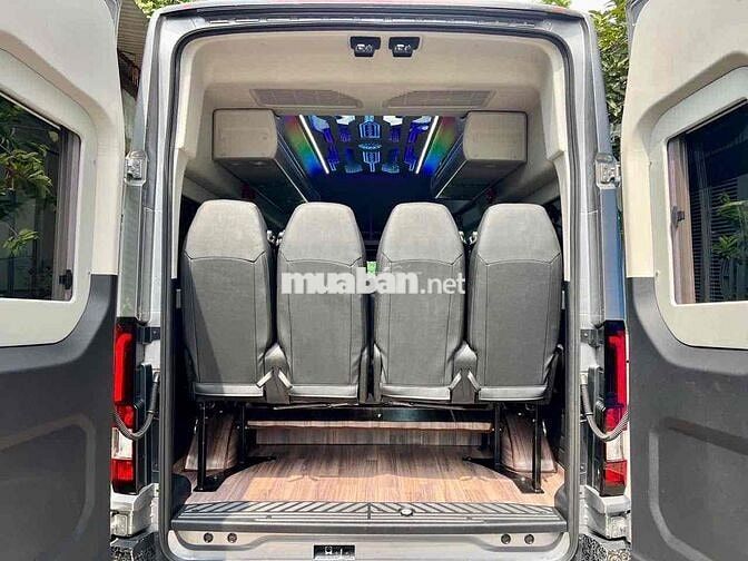 FORD TRANSIT PREMIUM 16C ĐKY 2025 ODO 33.000km
