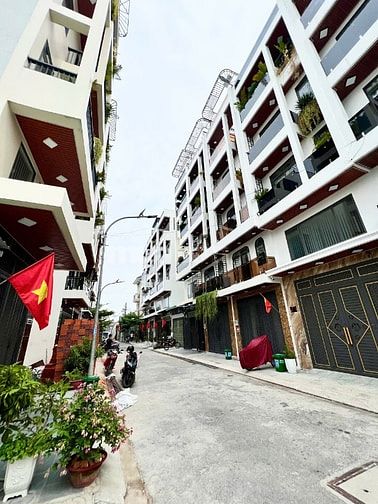 NHÀ 5,5 TẤM CÓ THANG MÁY – KHU NHÀ LẦU VIP, P. TÂN THỚI HIỆP (Quận 12)