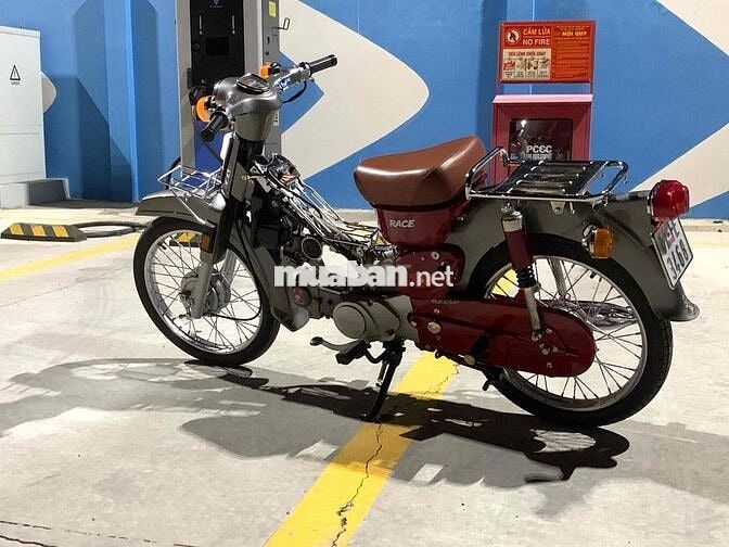 Honda Cub 78 Xám Đỏ