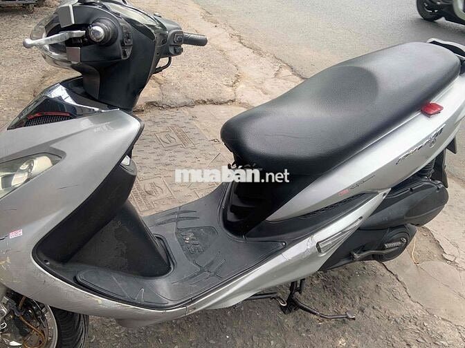 SYM Excee 2 Bạc Máy êm
