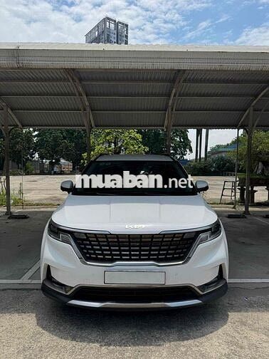 Kia Carnival 2023 Premium 8 ghế 8 vạn km