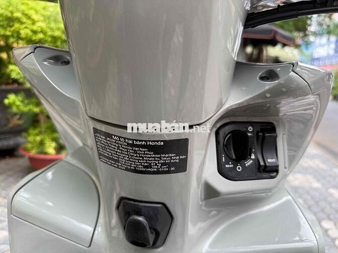 Honda Vision 2025 Xám 2000 km