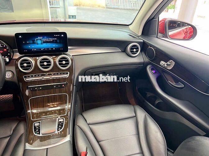 MERCEDES GLC 200 2022, ODO 63.660KM
