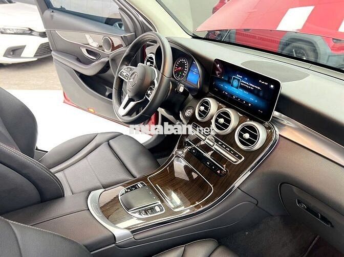 MERCEDES GLC 200 2022, ODO 63.660KM