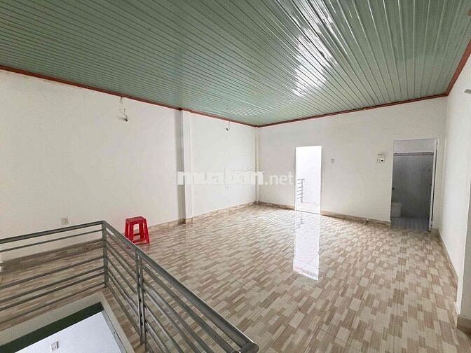NHÀ HẺM HÙNG VƯƠNG - CÁCH XÔNG VIÊN NGUYỄN  TẤT THÀNH 150m