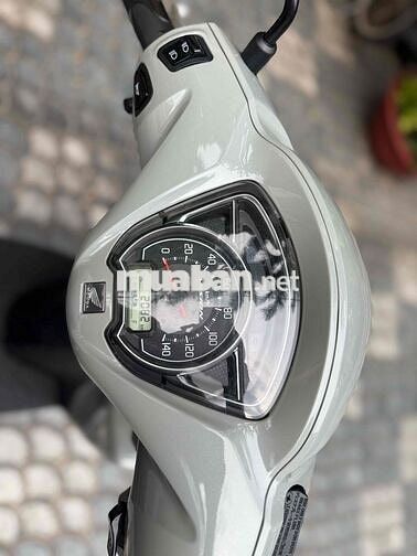 Honda Vision 2025 Xám 2000 km
