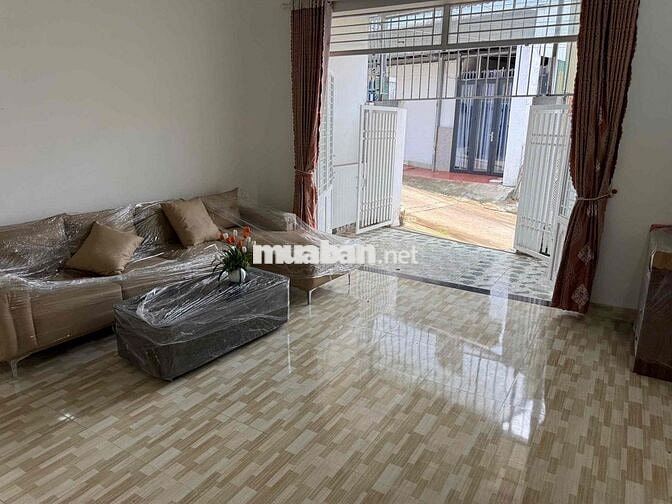 NHÀ HẺM HÙNG VƯƠNG - CÁCH XÔNG VIÊN NGUYỄN  TẤT THÀNH 150m