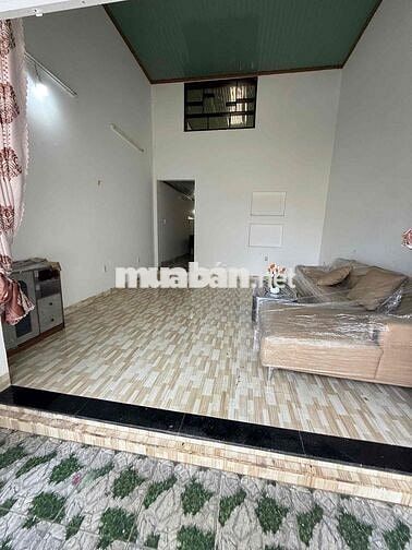 NHÀ HẺM HÙNG VƯƠNG - CÁCH XÔNG VIÊN NGUYỄN  TẤT THÀNH 150m